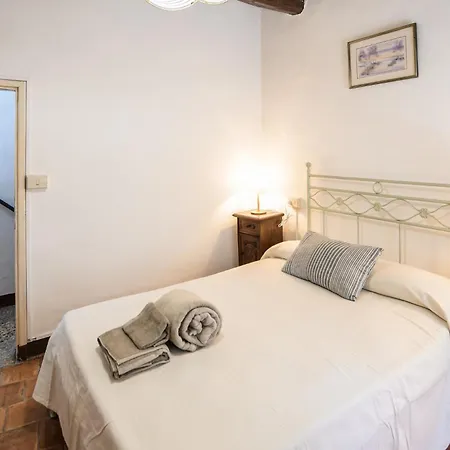 2 Bedroom Pet Friendly In