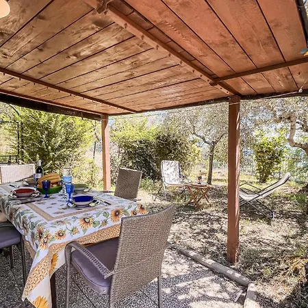 2 Bedroom Pet Friendly In Vakantiehuis