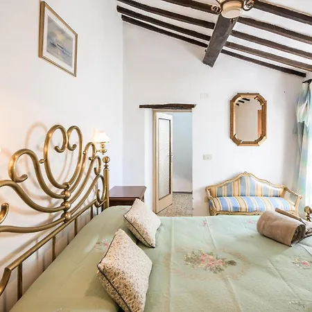 2 Bedroom Pet Friendly In