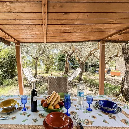 2 Bedroom Pet Friendly In *