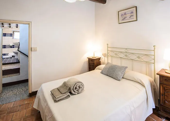 2 Bedroom Pet Friendly In