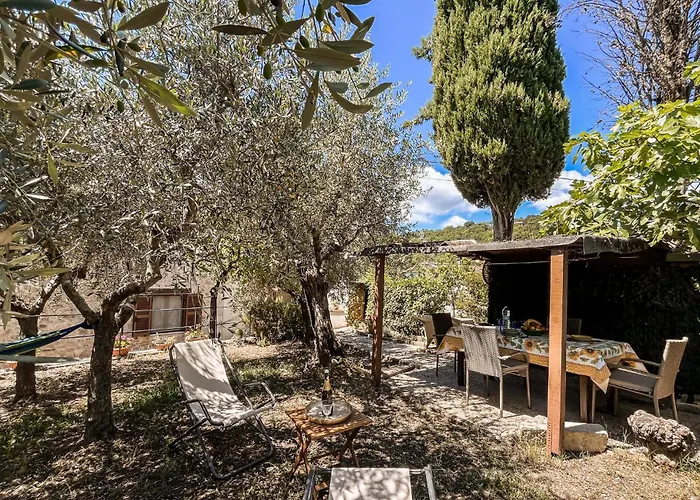 Casa de Férias 2 Bedroom Pet Friendly In *