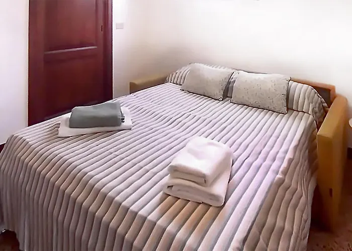 2 Bedroom Pet Friendly In Todi